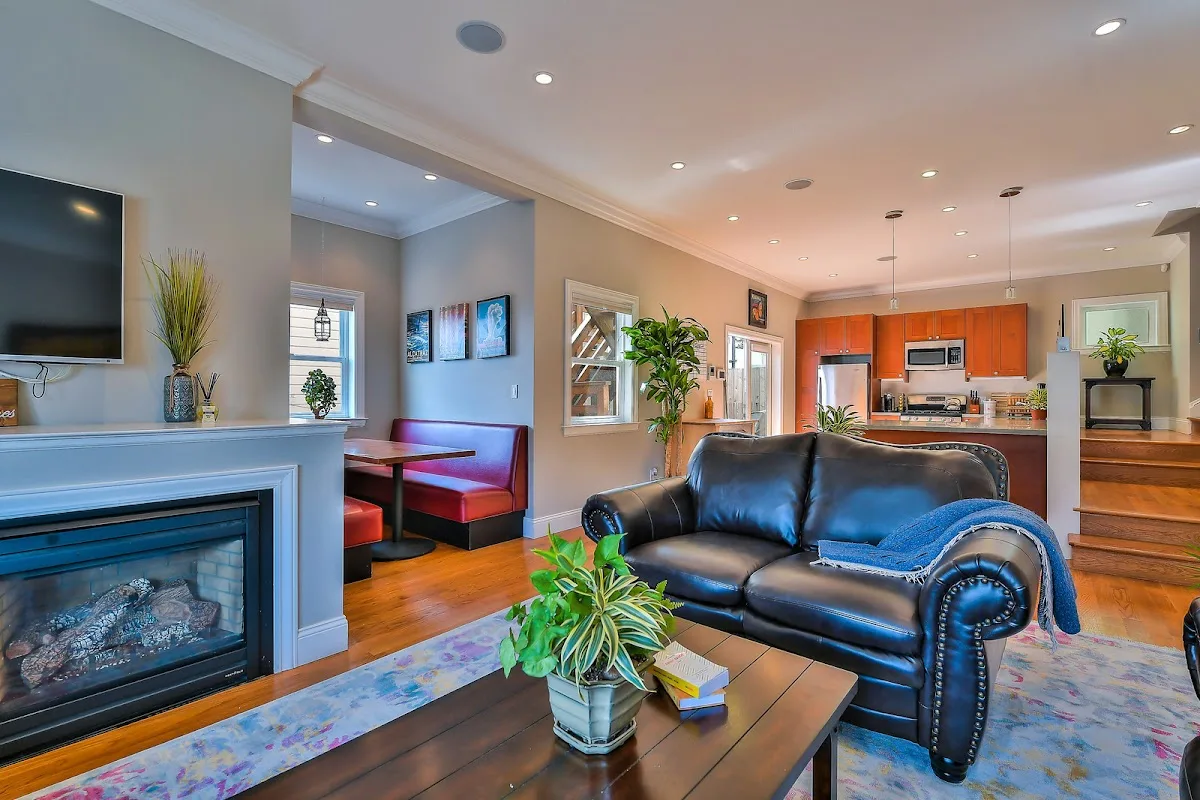 Monarch Sober Living Homes: Santiago | (SLE) Clean & Supportive Living Environment facility photo